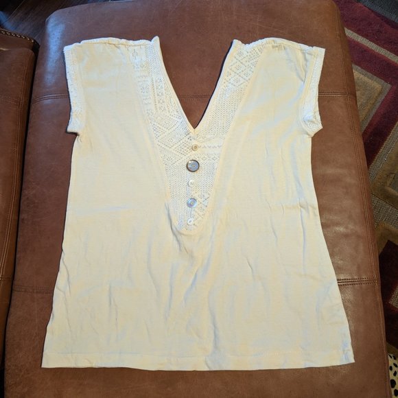 Lace Inset Knit Top with Vintage Button Accents - Picture 4 of 7